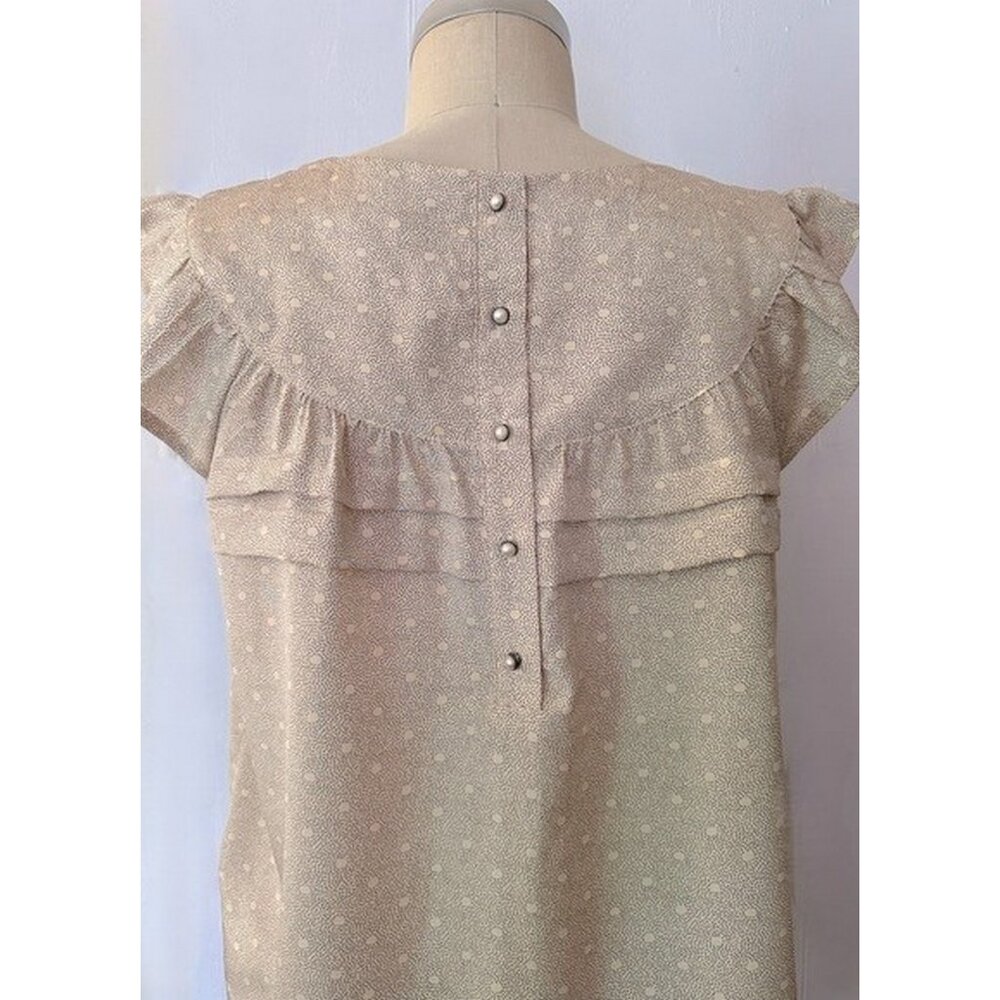 FOREVER 21 NUDE PINK GRAY ABSTRACT DOT CAP SLEEVE RUFFLE TOP L NWT - Picture 7 of 10